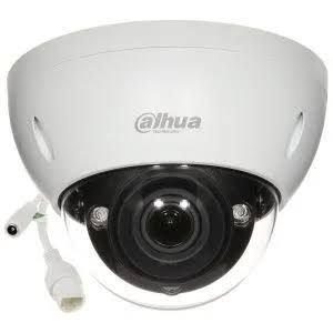 Cámara IP Domo 5MP con WizMind y Lente Motorizado 2.7-13.5 mm, LED IR 40m, 114°, H.265+, Metadatos, SMD 3.0, Acupick, E/S de Alarma y Audio, Micro SD, IP67, IK10, ePoE.